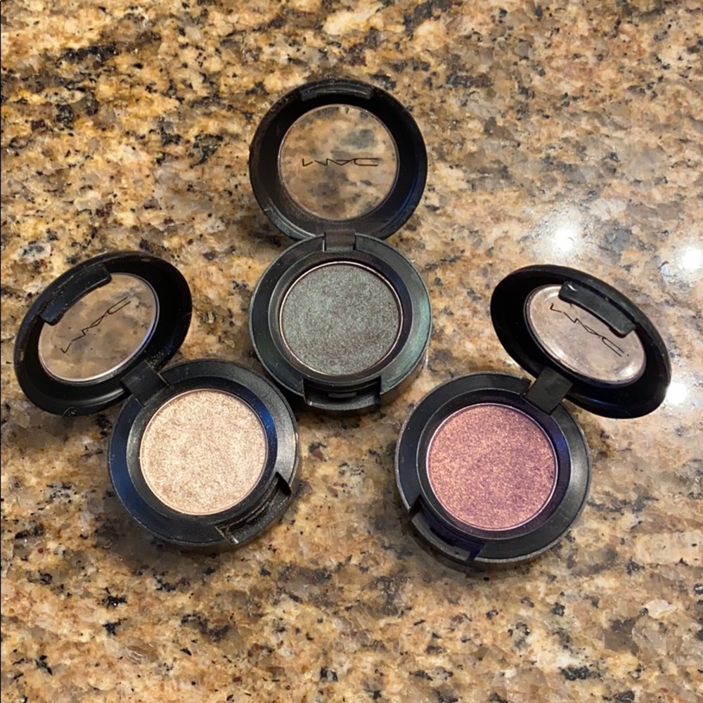 Mac eyeshadows